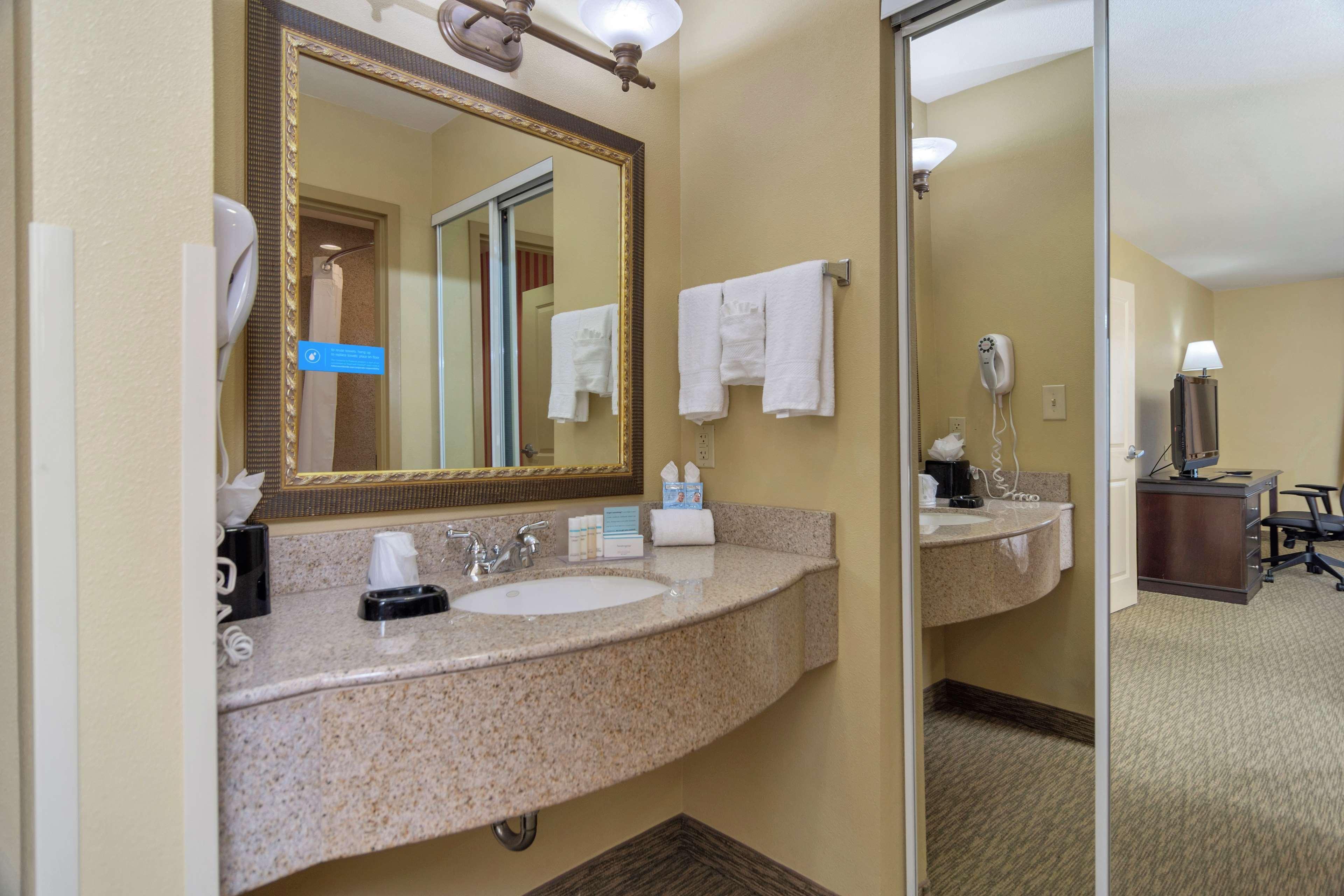Hampton Inn & Suites Dallas-Dfw Airport Hurst Extérieur photo