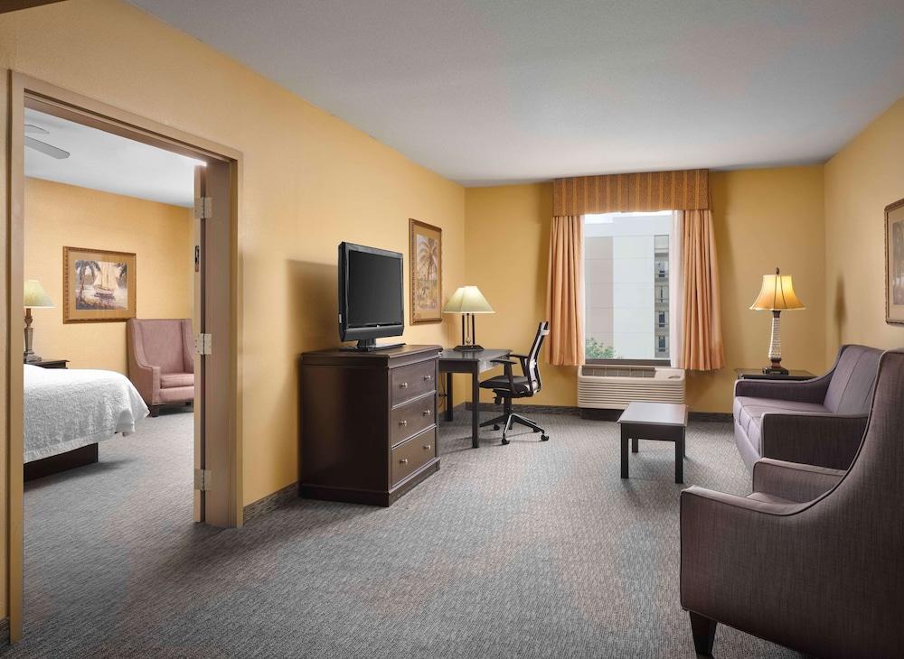 Hampton Inn & Suites Dallas-Dfw Airport Hurst Extérieur photo