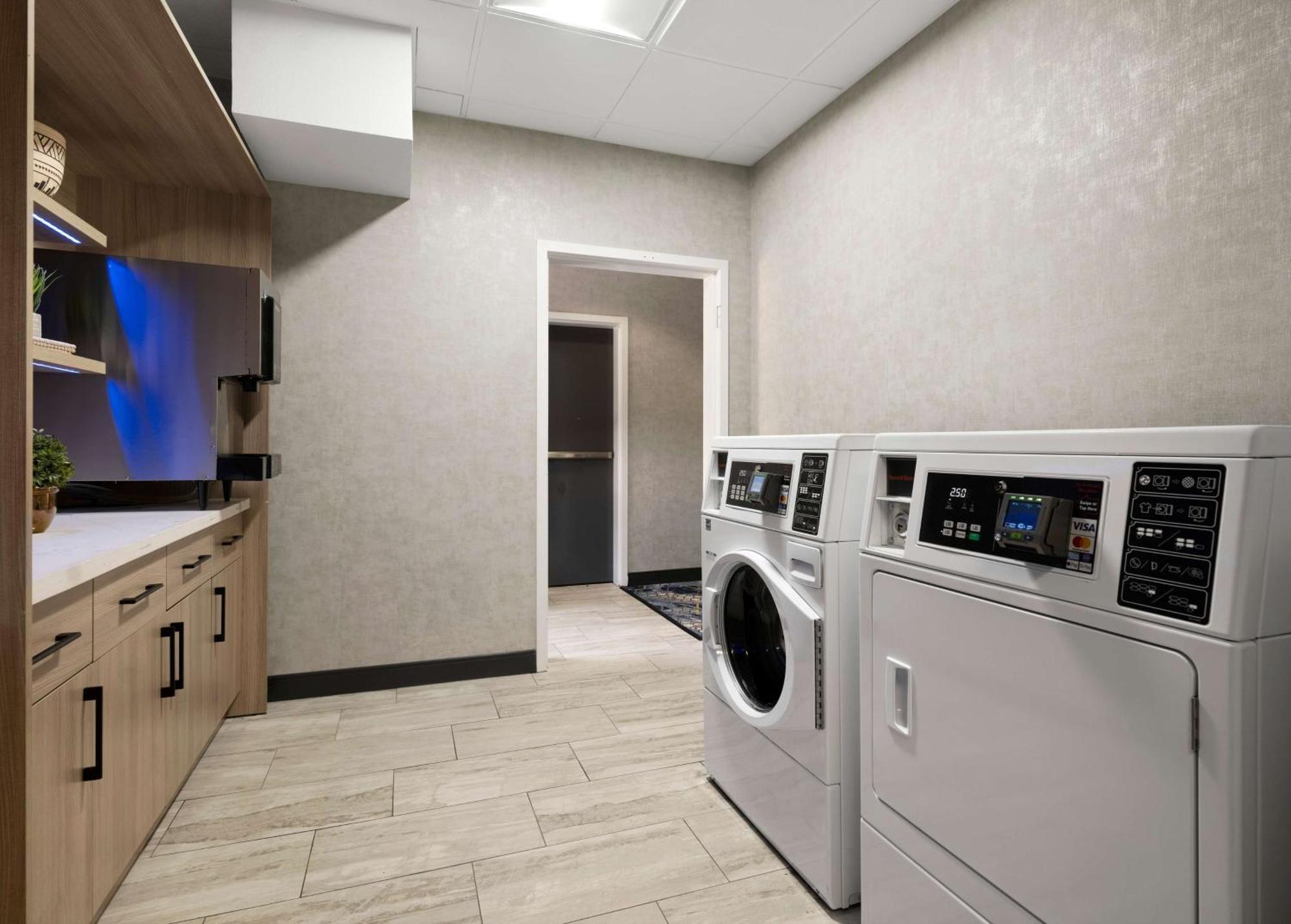 Hampton Inn & Suites Dallas-Dfw Airport Hurst Extérieur photo